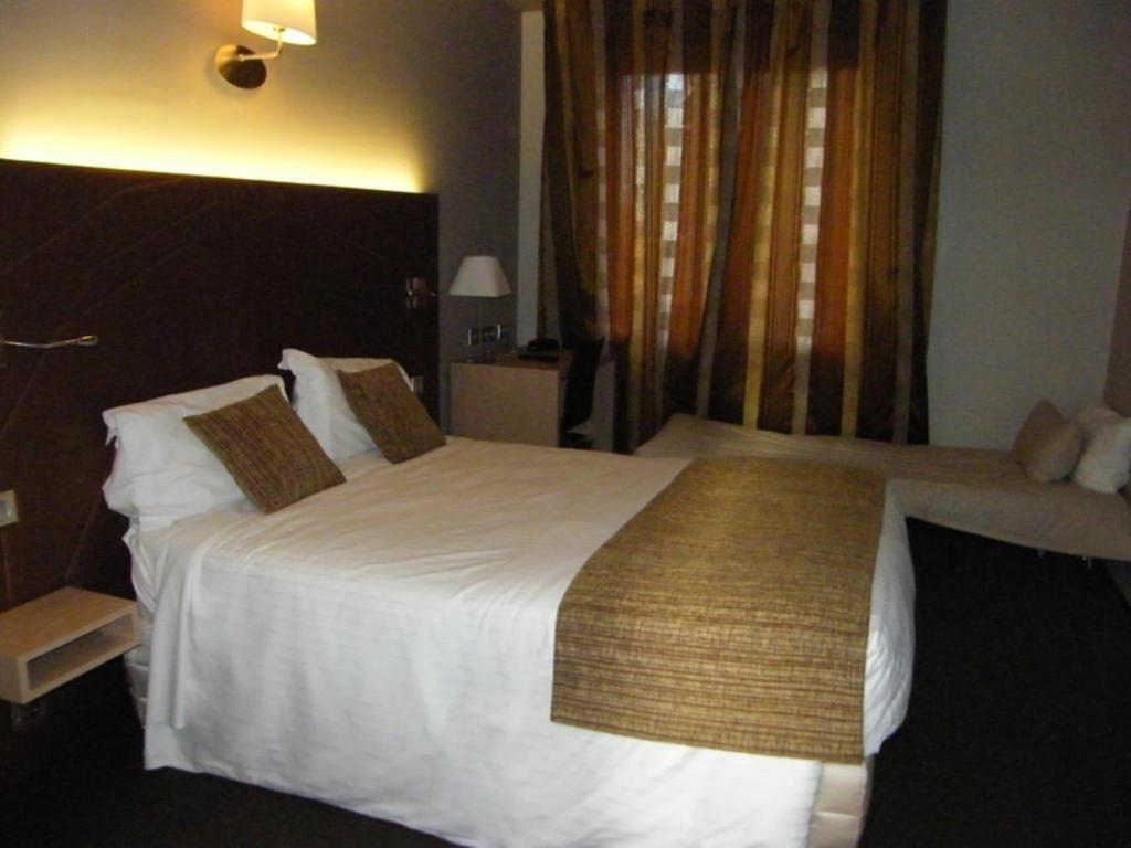Cit'Hotel Saint-Pierre Viré Eksteriør bilde