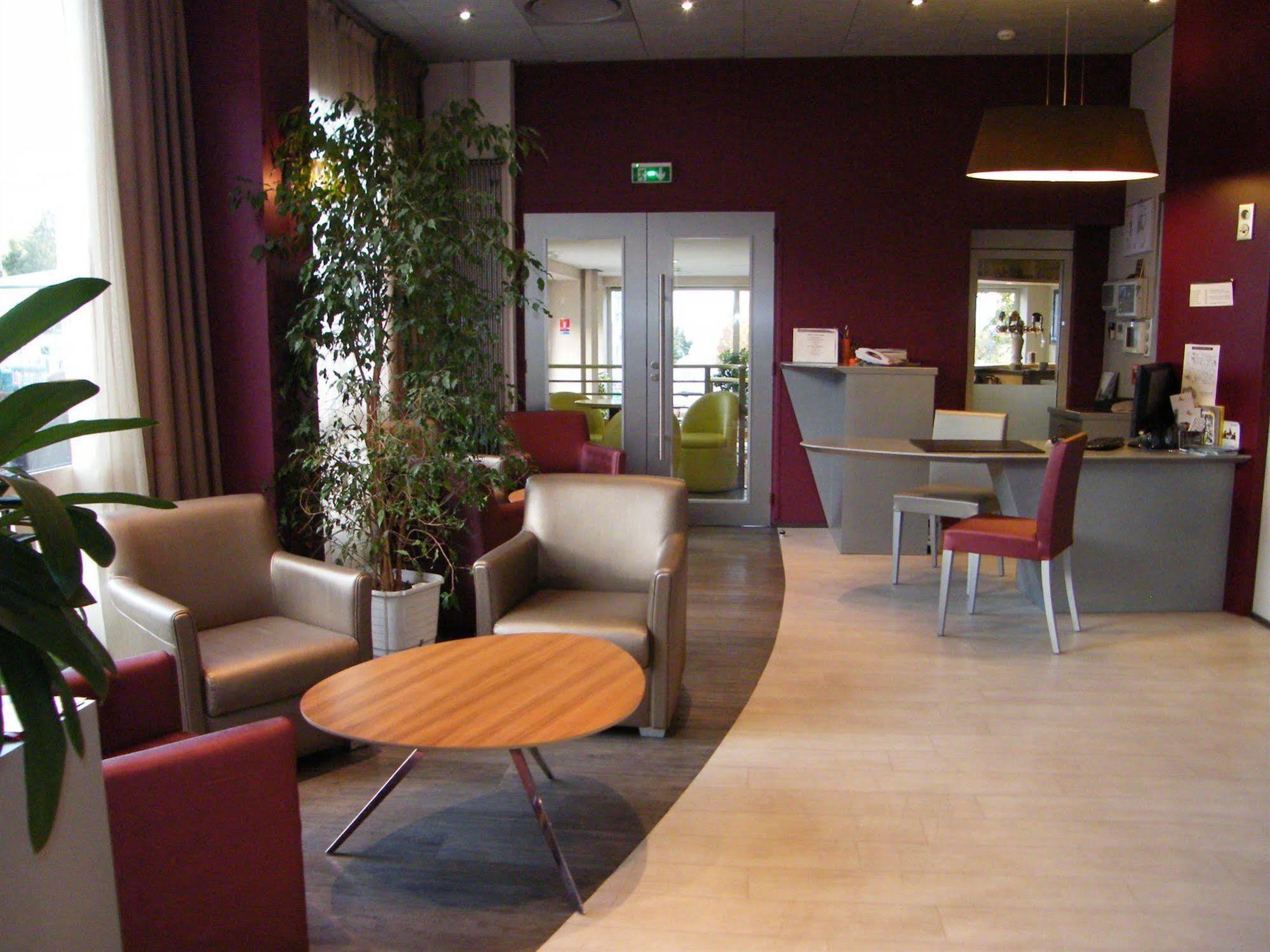 Cit'Hotel Saint-Pierre Viré Eksteriør bilde
